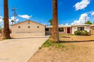 809 N Gilbert Ave in Casa Grande, AZ - Building Photo