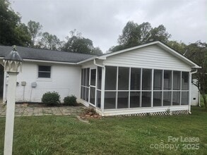 335 Graham Rd in Mount Ulla, NC - Building Photo - Building Photo