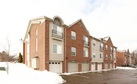 Balmoral Park in Ann Arbor, MI - Foto de edificio - Building Photo