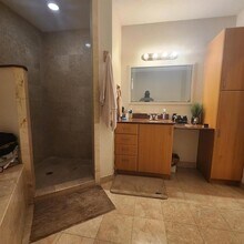 1640 Presidential Way, Unit 201 in West Palm Beach, FL - Building Photo - Building Photo