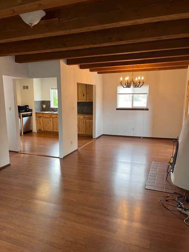 406 Griffin Unit C in Pojoaque, NM - Building Photo - Building Photo