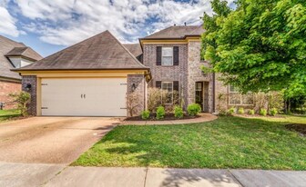 10165 Carly Dr in Lakeland, TN - Building Photo