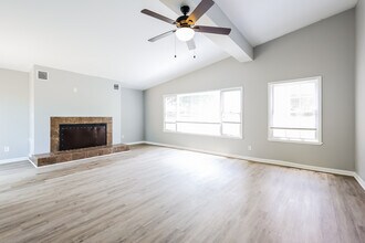 105 Lasalle Pl in Simpsonville, SC - Building Photo - Building Photo