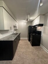 Flats at DeBoer Park in Denver, CO - Foto de edificio - Building Photo