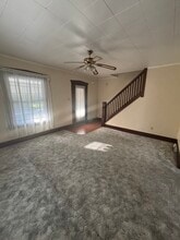 9 3rd St in Ellwood City, PA - Building Photo - Building Photo