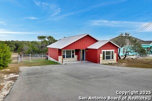 2720 Golf Dr in Spring Branch, TX - Building Photo - Building Photo