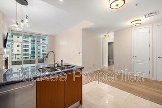550 Front St in San Diego, CA - Building Photo - Building Photo