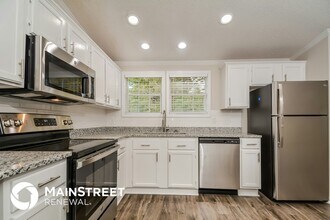 617 E Walnut Ave in Wake Forest, NC - Building Photo - Building Photo