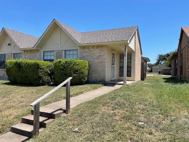property at 7210 Pineberry Rd
