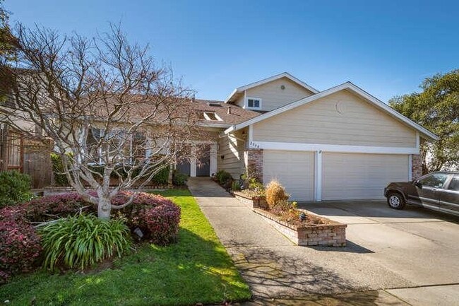 property at 2044 Fairmont Dr