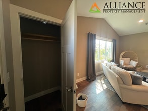 8862 M J Dr in Manhattan, KS - Building Photo - Building Photo