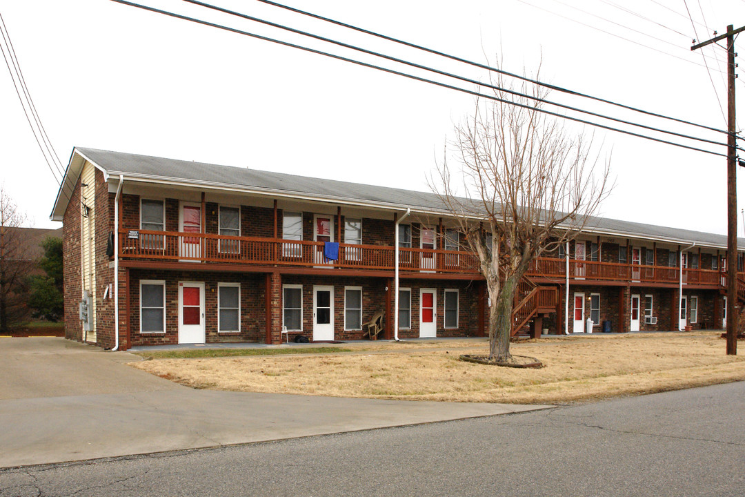 Feyhurst Apartments in Louisville, KY - Building Photo