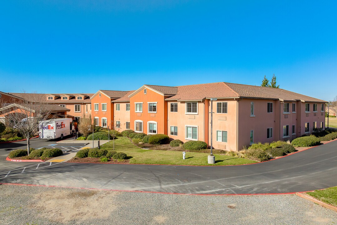 Silverado Homes at Eskaton Village Roseville in Roseville, CA - Building Photo