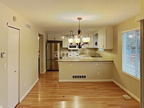 4261 Choke Cherry Ave in Broomfield, CO - Foto de edificio - Building Photo