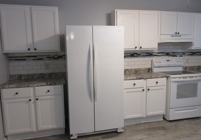 property at 301 N Main St