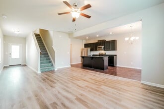 83 Fern Walk in Lawrenceville, GA - Foto de edificio - Building Photo