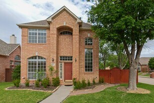 8400 Pipestone Dr in Plano, TX - Building Photo