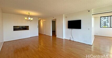 98-501-501 Koauka Loop in Aiea, HI - Building Photo - Building Photo