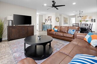 10069 W Minnezona Ave in Phoenix, AZ - Building Photo - Building Photo