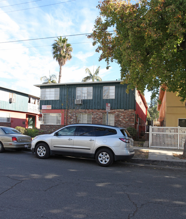 1554 N Alexandria Ave in Los Angeles, CA - Building Photo - Building Photo