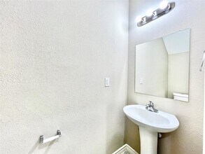 5602 Hirondel in Houston, TX - Building Photo - Building Photo
