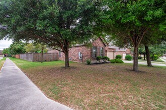 2955 Angelina Dr in Round Rock, TX - Building Photo - Building Photo