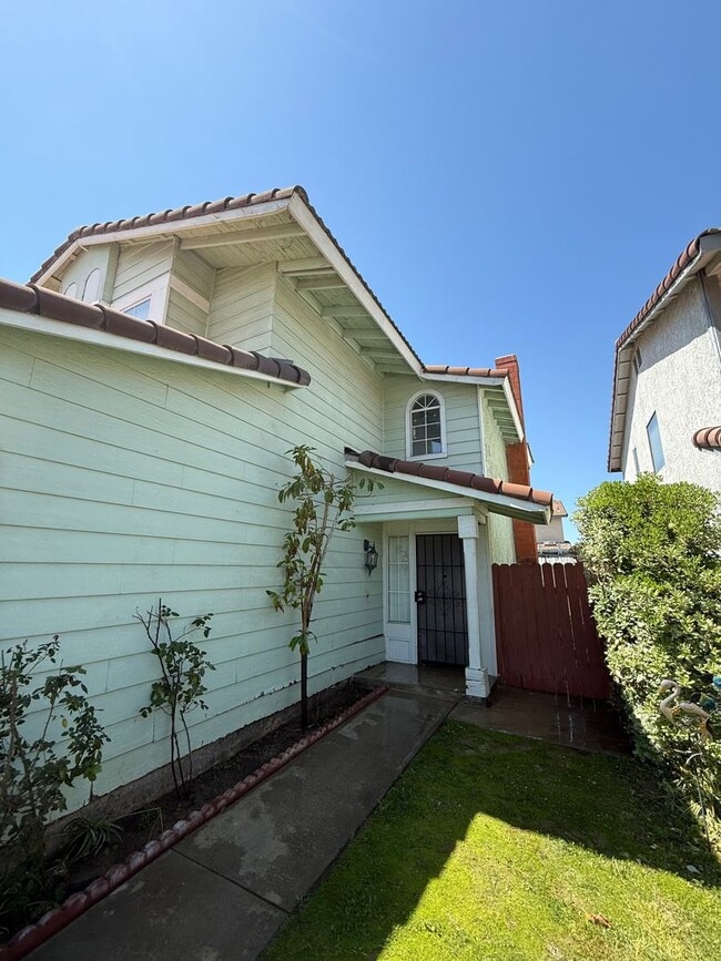 property at 11883 Bayless St