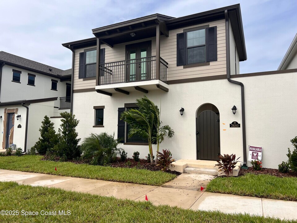 7680 Allure Dr in Melbourne, FL - Building Photo