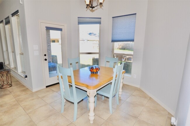 13423 Beall Woods Ln