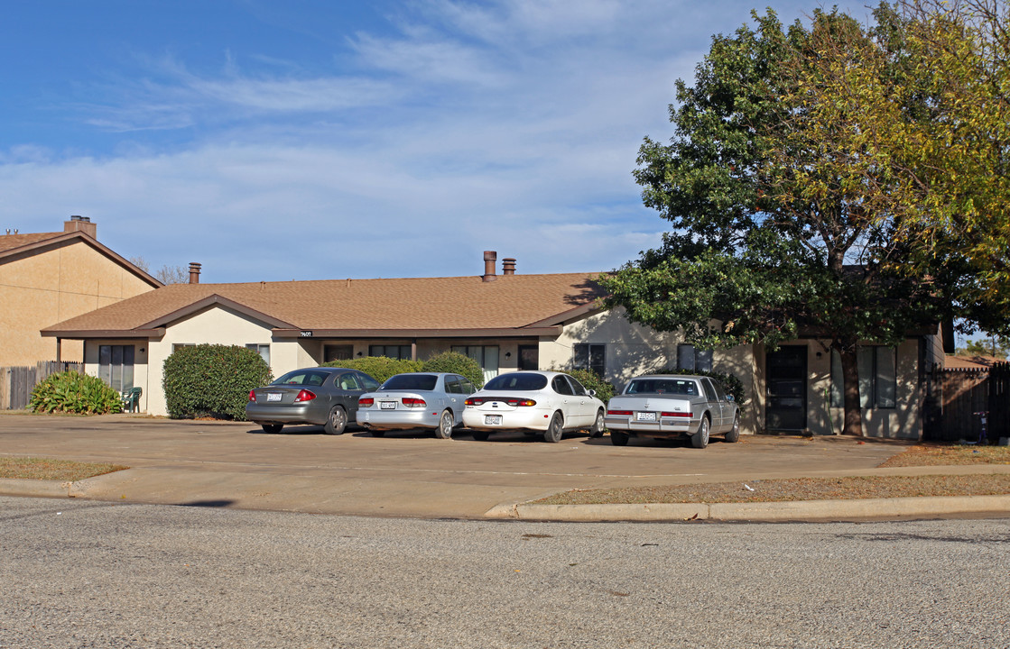 7407 Waco Ave in Lubbock, TX - Building Photo