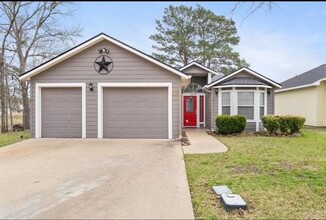 467 Pinnacle in Trinity, TX - Building Photo - Building Photo