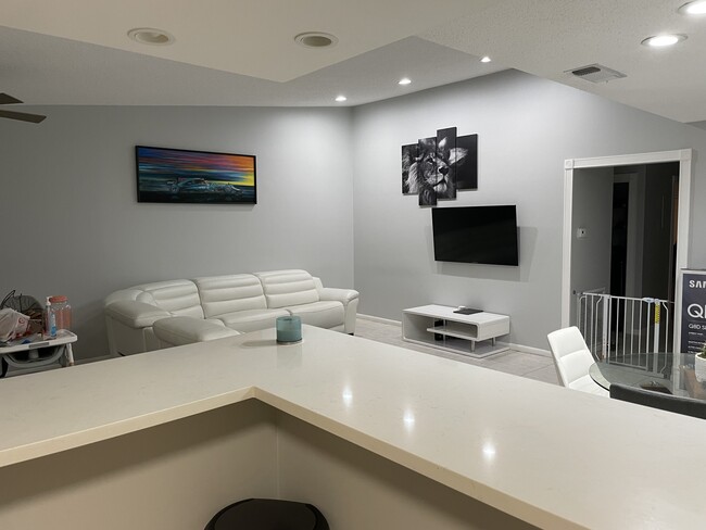 980 NW 79th Ter in Plantation, FL - Building Photo - Building Photo