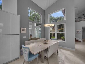 102 Sunset Bay Dr in Palm Beach Gardens, FL - Building Photo - Building Photo
