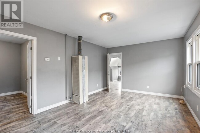 1078 Lincoln Rd in Windsor, ON - Building Photo - Building Photo