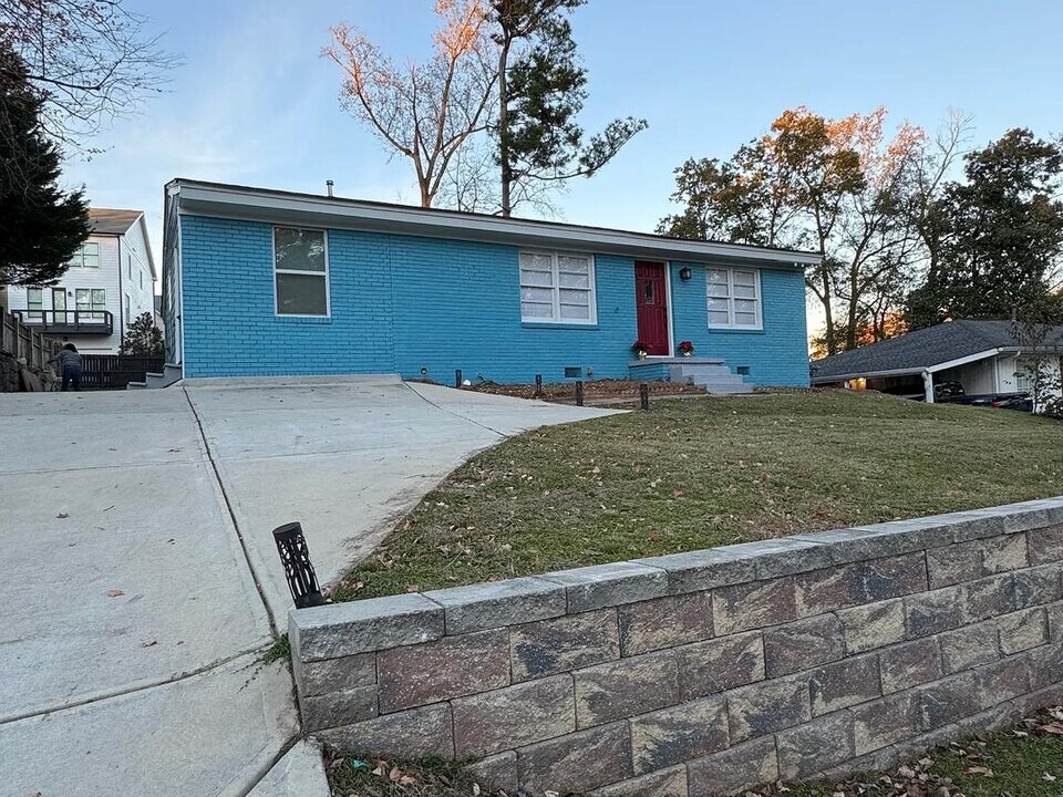 840 Teton Ave SE in Atlanta, GA - Building Photo