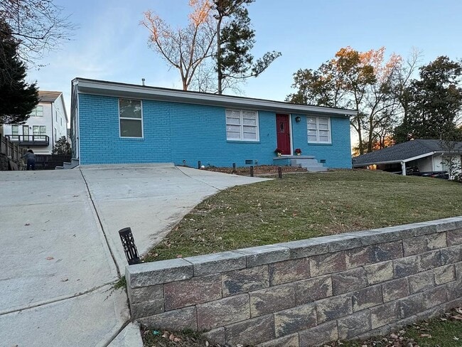 property at 840 Teton Ave SE