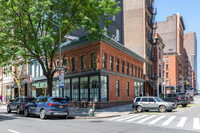 6 N Moore St in New York, NY - Building Photo - Building Photo