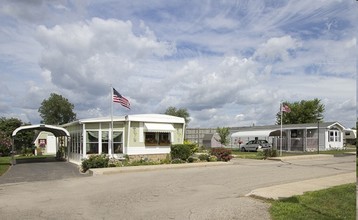 Indian Village in Jackson, MI - Building Photo - Building Photo