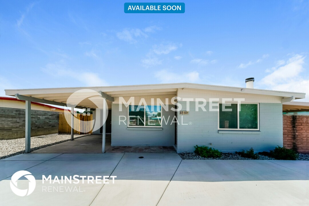 8510 E Ruby Dr in Tucson, AZ - Building Photo