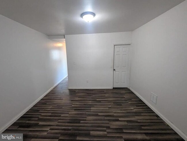 430 S Smallwood St in Baltimore, MD - Building Photo - Building Photo