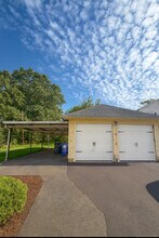 33 Silver St in Branford, CT - Building Photo - Building Photo