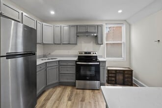 2539 Saint Paul St, Unit Second Flr in Baltimore, MD - Building Photo - Building Photo