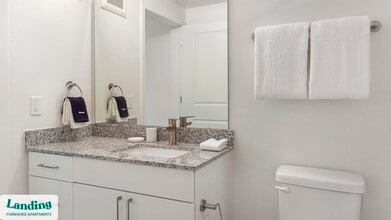 10670 Jake Jabs Blvd, Unit 2303 in Longmont, CO - Foto de edificio - Building Photo