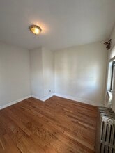 15 Cushman Rd, Unit 1 in Boston, MA - Foto de edificio - Building Photo