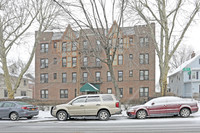 14425 33rd Ave in Flushing, NY - Foto de edificio - Building Photo