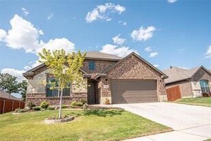 1016 Deer Valley Dr in Weatherford, TX - Building Photo