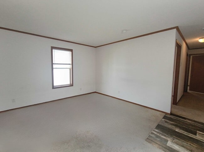 property at 2211 Mockingbird Pl NW