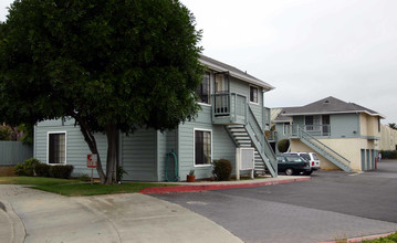 Acacia Park Apartments in Carlsbad, CA - Building Photo - Building Photo