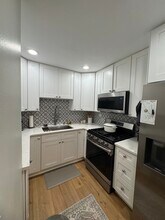 7840 W North Ave in Elmwood Park, IL - Building Photo - Building Photo