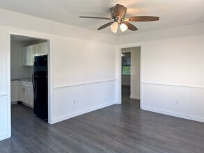 57201 Perry St in Irving, TX - Building Photo - Building Photo